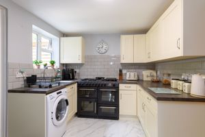 Kitchen- click for photo gallery